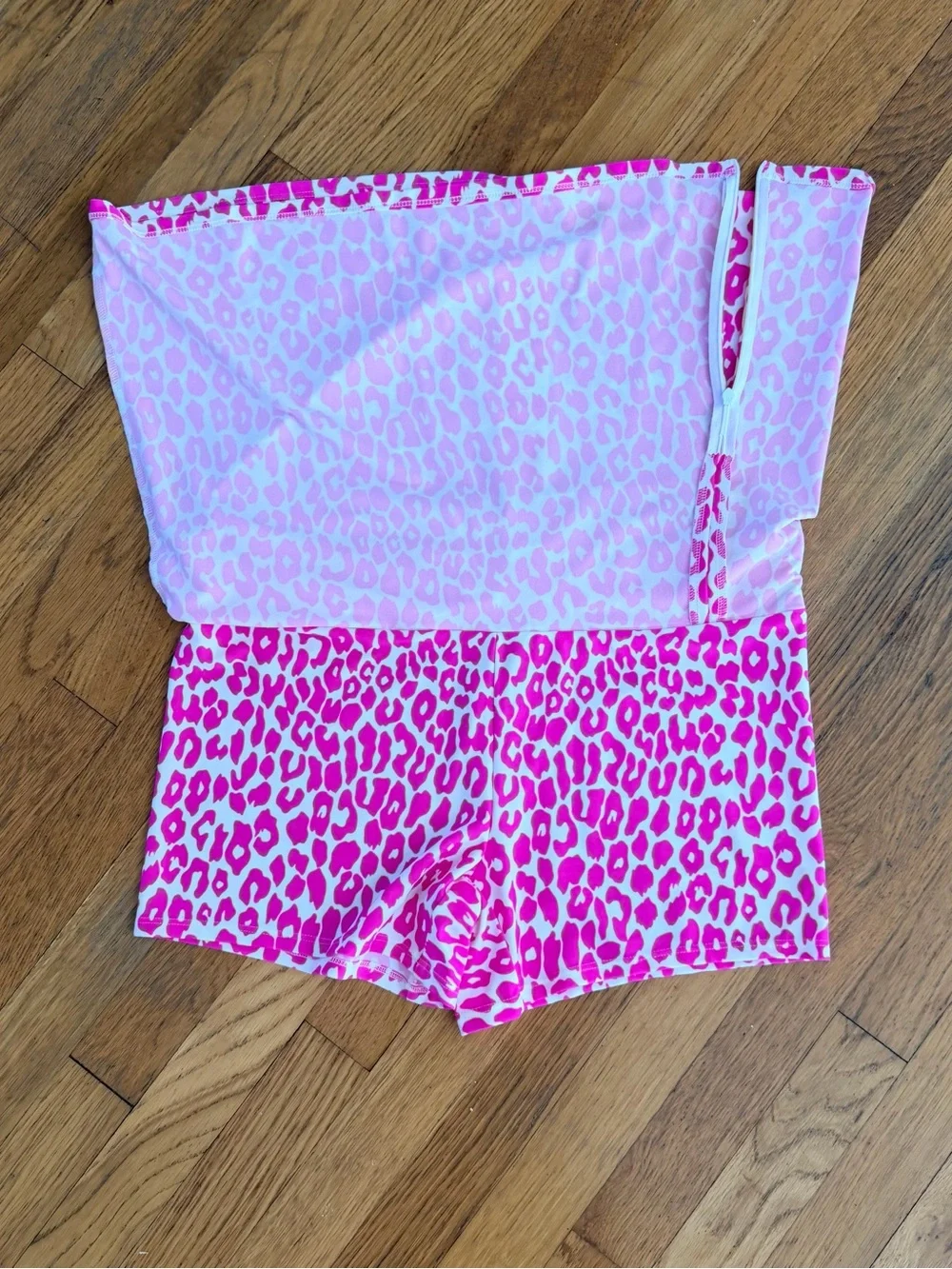NWT Jude Connally Hot Pink Cheetah Print Mini Skort Size M